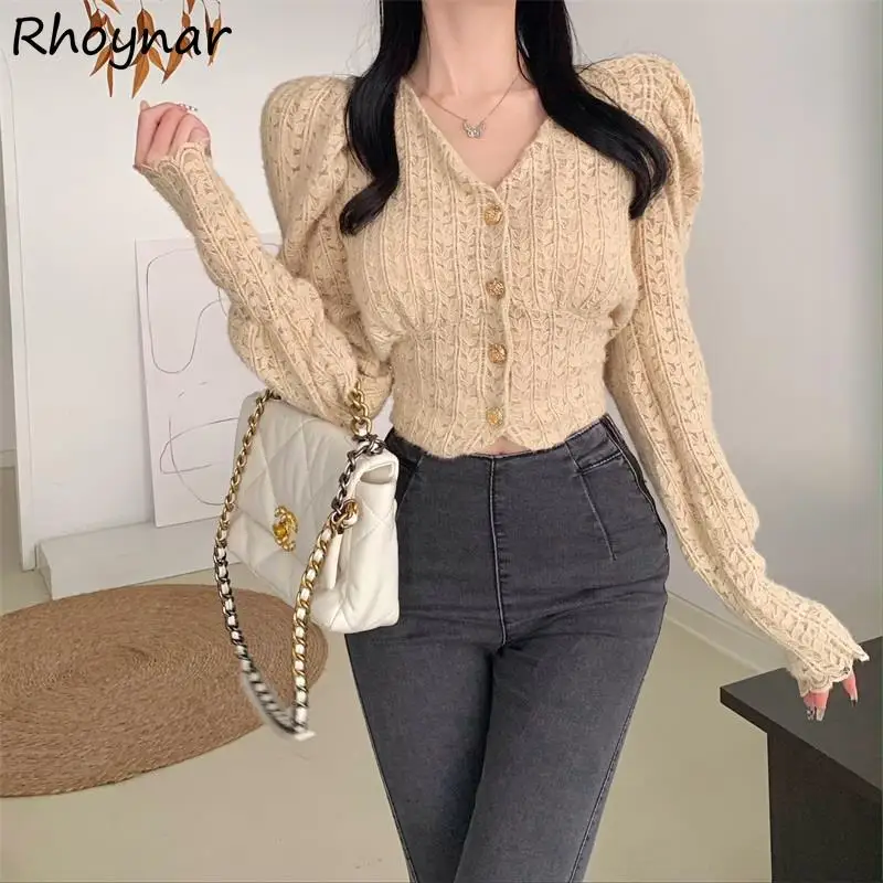 Женский укороченный кардиган с V-образным вырезом и рукавами-фонариками |