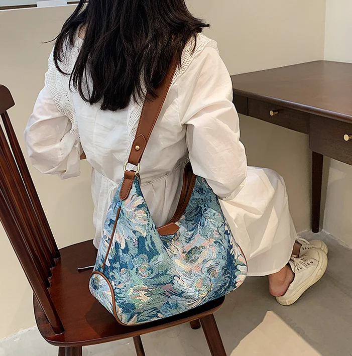 Large Capacity Women's Bag Single Shoulder Oil Painting 2021 New Fashion Summer | Багаж и сумки