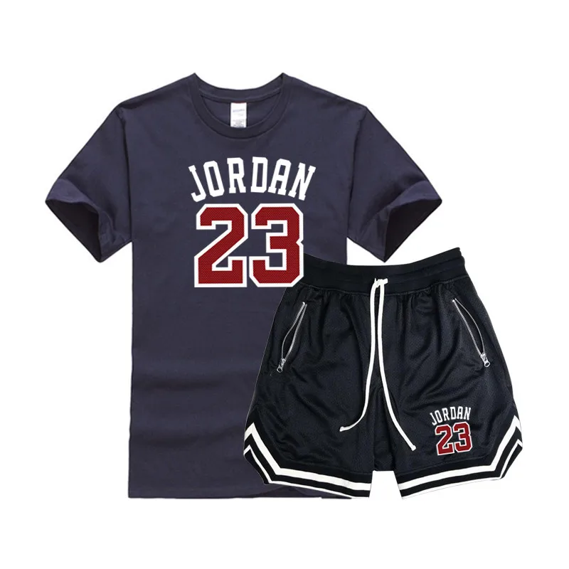 Спортивный костюм мужской из 2 предметов брендовая футболка и шорты