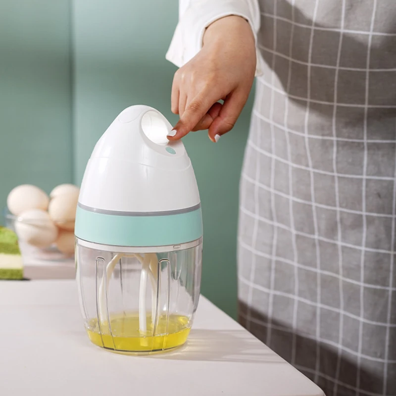 

Kitchen,Dining & Bar