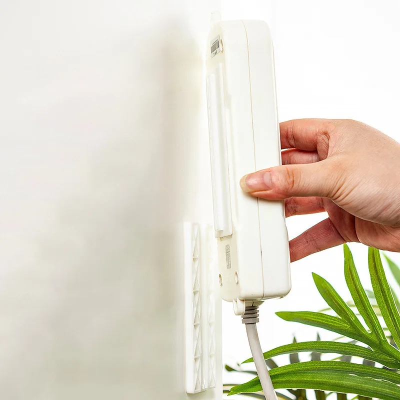 Держатель розетки питания полка Вилка стойка для хранения самоклеящаяся