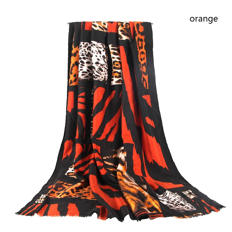 

Viscose Hi-Q ladies wraps Classic leopard scarves Long muffler Solid shalws Muslim hijab Winter scarf Islamic bandana 8 pcs/lot