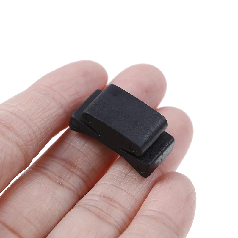 

1Pc Black Rubber Pick holder For Guitar Ukulele Fix On Headstock firmly holders For Guitar Bass Cute Guitar Accessories