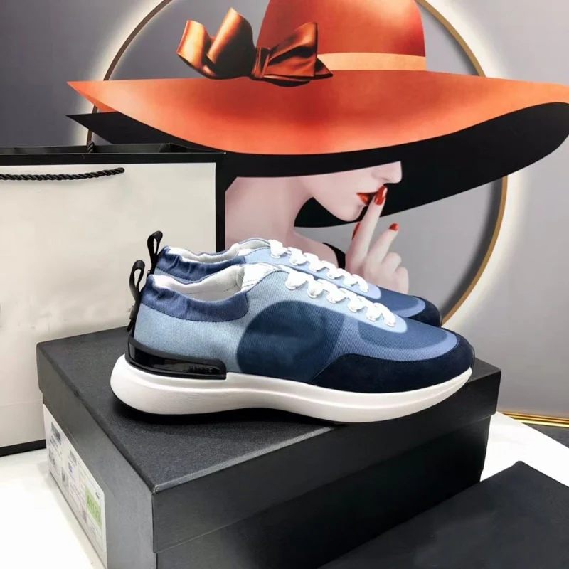 

Women's Shoes
