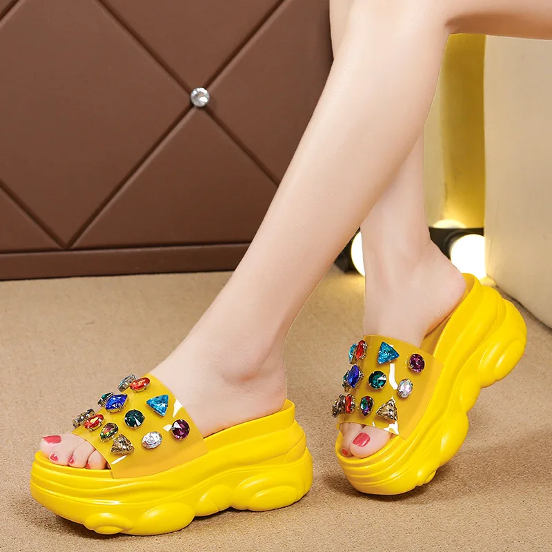 

Шлепанцы женские на толстой подошве, летняя модная обувь со стразами