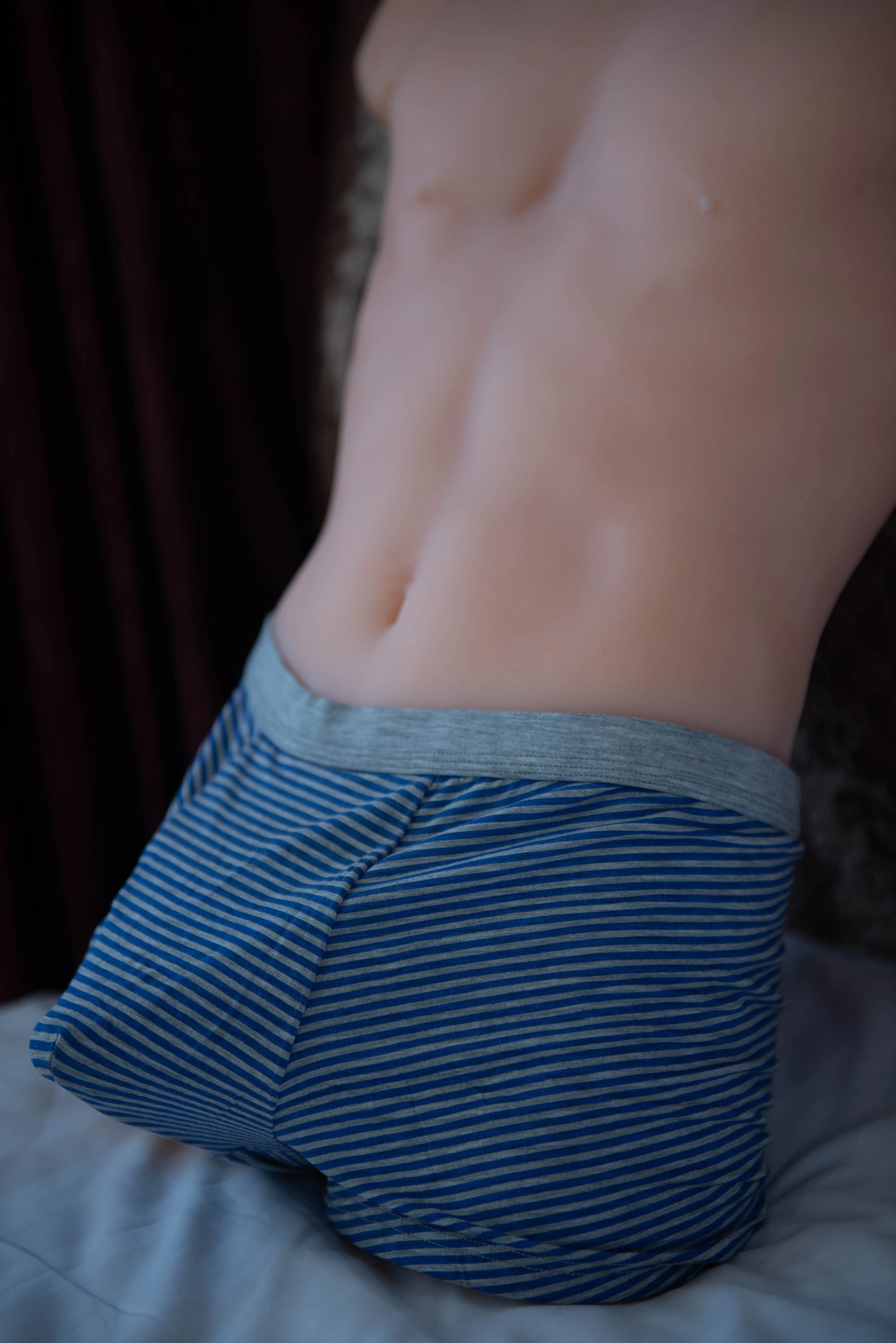 

Sexy Real Male Mannequin Half Body Solid Skeleton Silicone Doll Inverted Buttock Underpants Model Customized