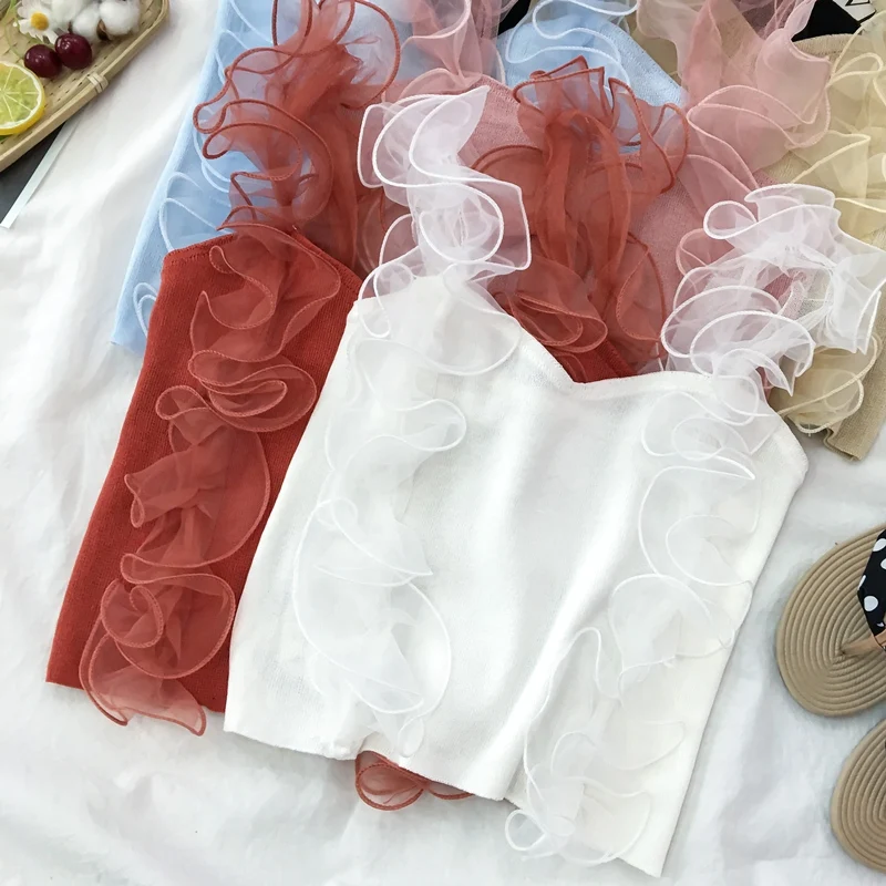 Женский укороченный топ на бретельках с рюшами кружевной L0445 лето-осень 2020 |