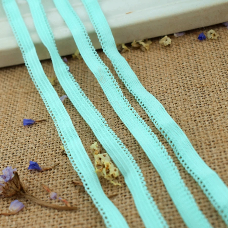 Эластичная лента для волос #1413 ярко-неоновая розовая с кружевной отделкой ширина