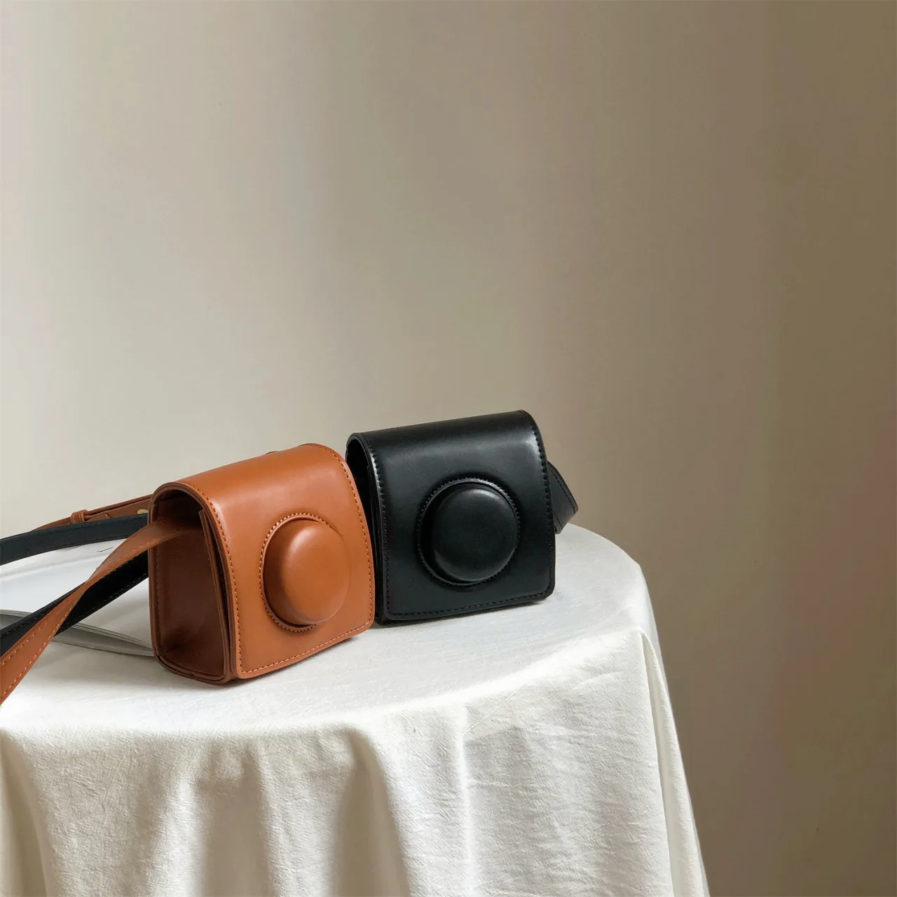 

Soft Leather Children's Purses Camera shape Mini Pocket Child Crossbody Bag Cute Pu Shoulder Box Coin Bag Messenger Bag Female