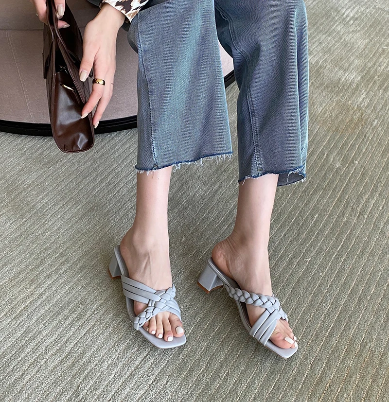 

Summer Fashion Slippers Cross Strap Sandals Slides Thick High Heels Open Toe Ladies Sandals Pumps Dress Shoes Woman Size 35-39