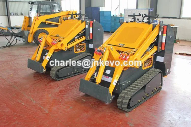 Небольшой садовый мини-экскаватор | Автомобили и мотоциклы