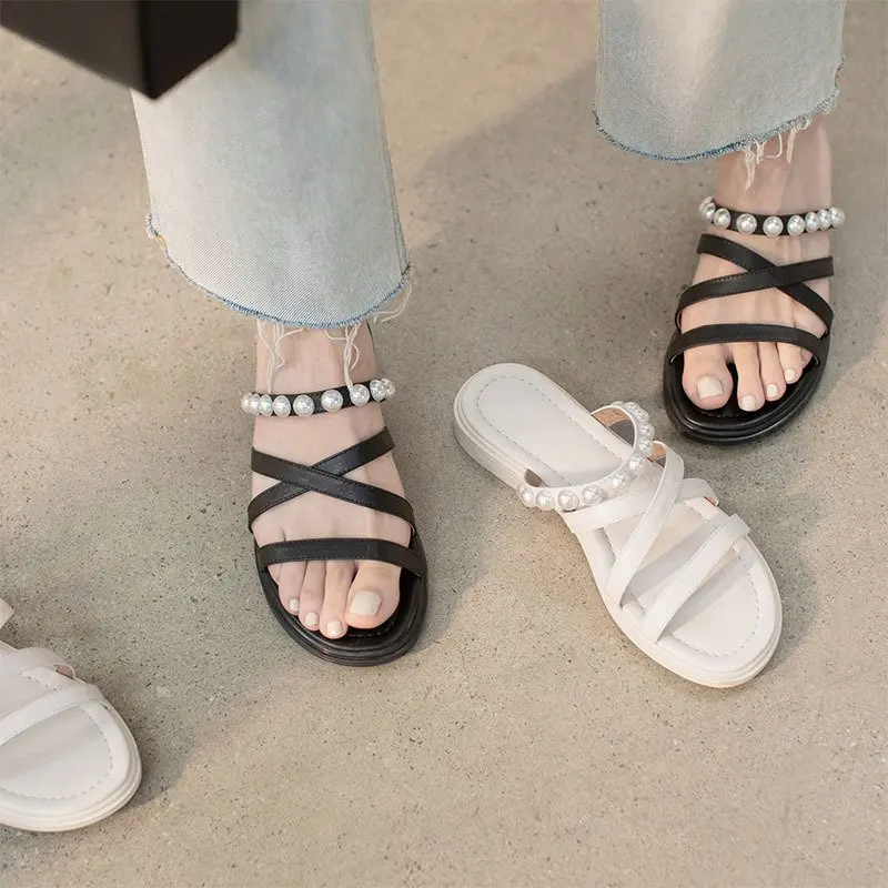 

Flat Shoes Female String Bead Low Ladies' Slippers Slipers Women Luxury Slides Summer 2021 Designer Rome PU Fashion Rubber