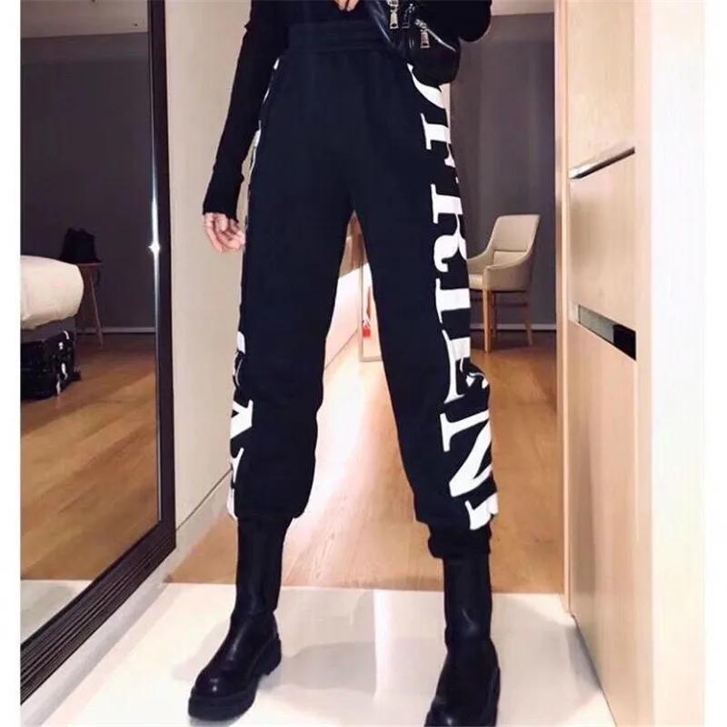 

2021 Women Pants Black White Pocket Harem Pants Female Streetwear Fashion Letters Print Casual Jogging Pants Ladies Trousers