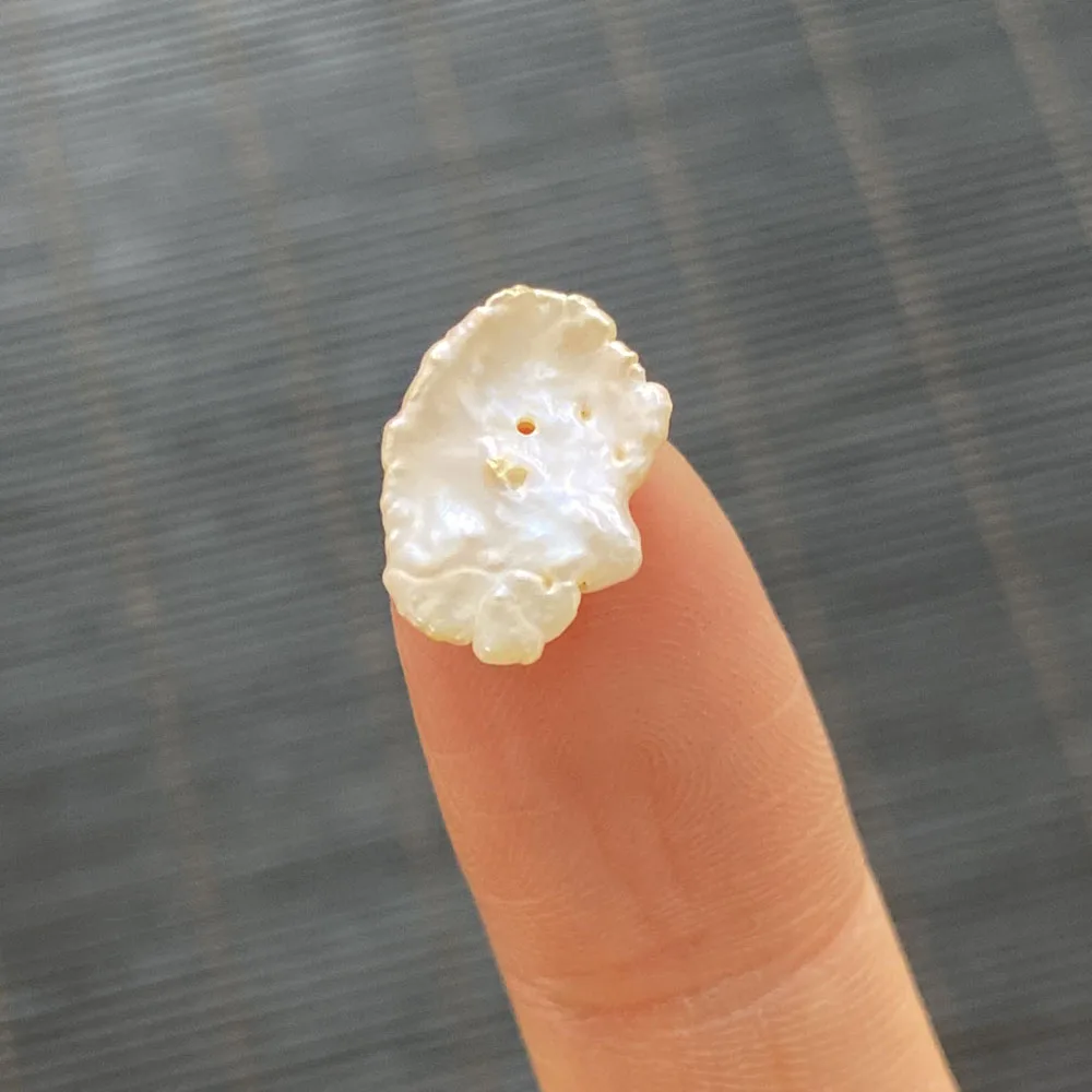 

Fashion Natural Freshwater Pearl Pendant Irregular Shape Suitable DIY Handmade Necklace Earrings Accessories Jewelry Wholesale