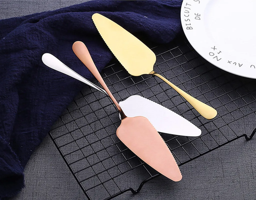 Красочные Нержавеющая сталь зубчатая кромка торты сервер лезвие резак пирог