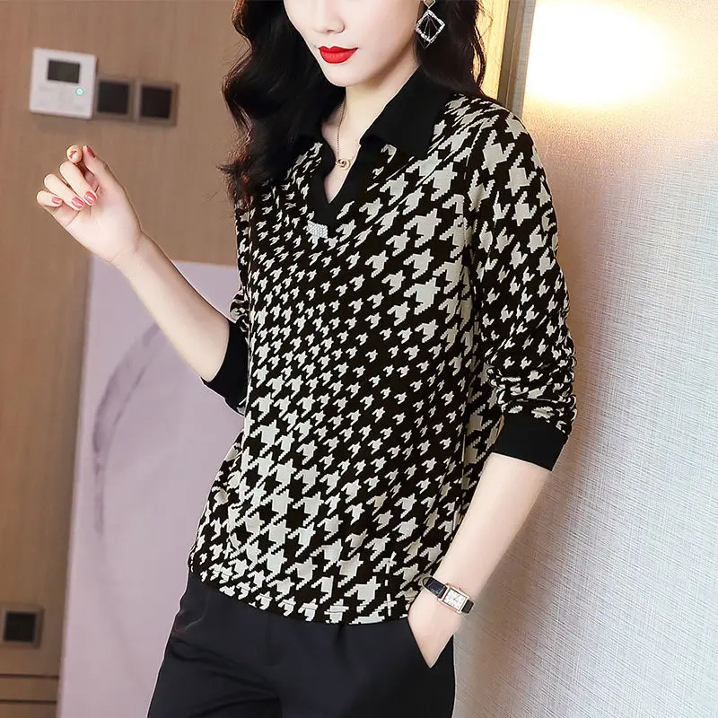 

Long sleeve T-shirt women's 2021 spring and autumn new lapel foreign style houndstooth jacket Joker knitted bottoming shirt tide