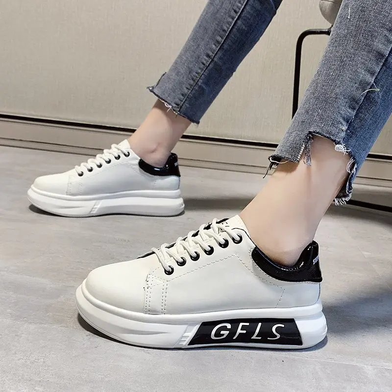 

White Sneakers Women's Vulcanize Shoes 2021 Ladies Sports Shoes for Women Lace Up Walking Women Shoes Platform Tenis De Mujer