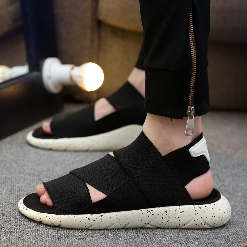 

Summer Breathable Sandals Male Korean Casual Open-toed Lightweight Thick-soled Beach Roman Couple Sandals and Slippers
