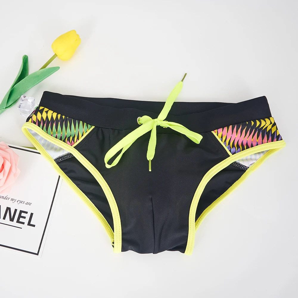 Мужские новые плавки модные пикантные бикини в европейском и американском стиле