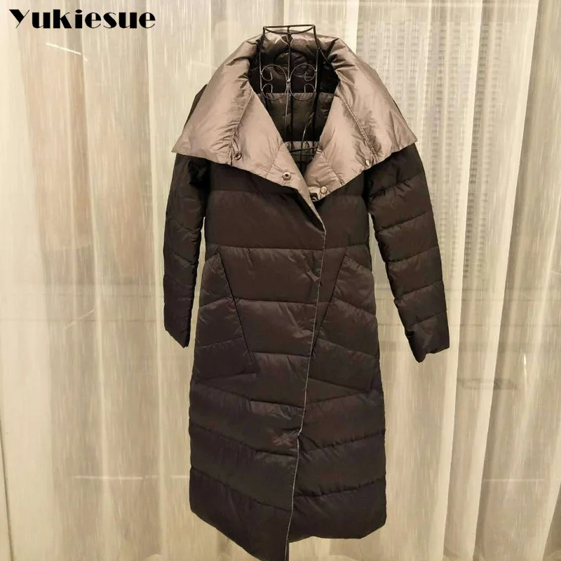 Белый пуховик на утином пуху ультра-светильник женский зимний двусторонний