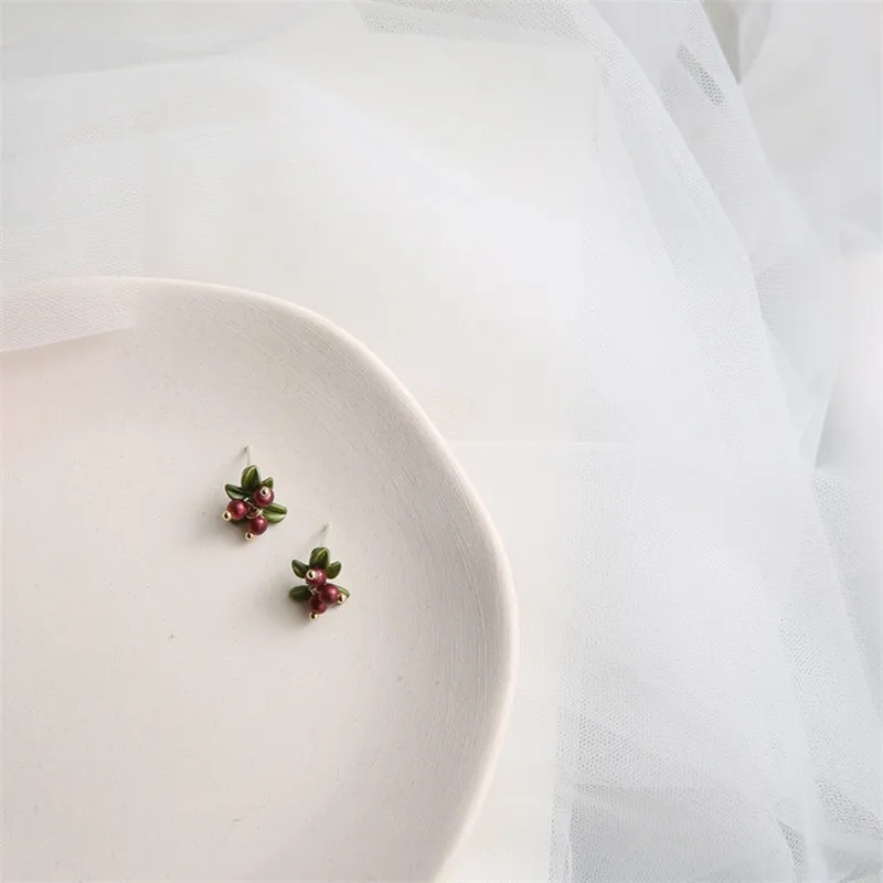 Cute mini red fruit plant clip earrings for women earcuffs fake piercing ear statement on fashion jewelry | Украшения и