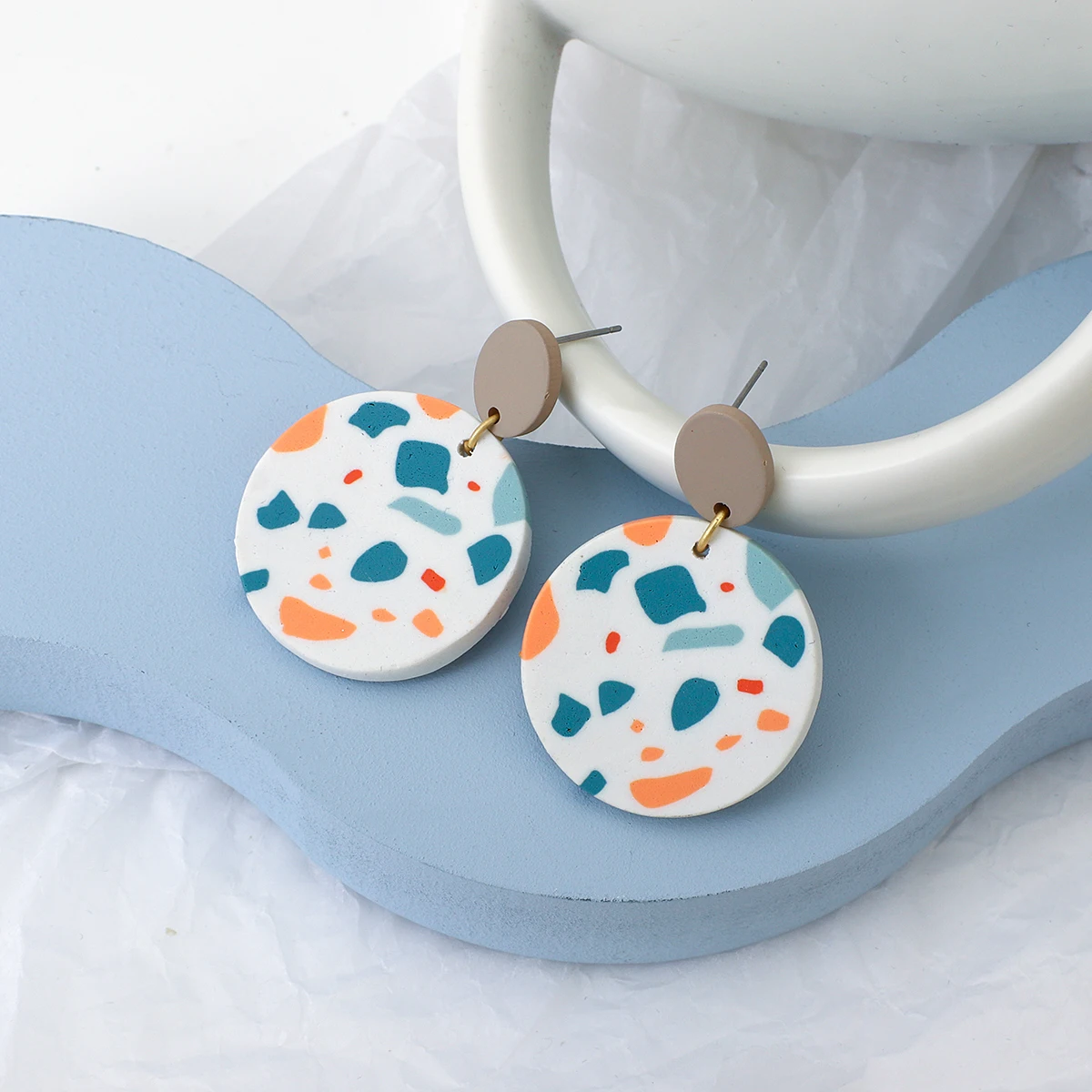 

AMORCOME Trendy Unique Handmade Polymer Clay Drop Earrings For Women 2021 Cute Round Geometric Dangle Earrings Fashion Jewelry