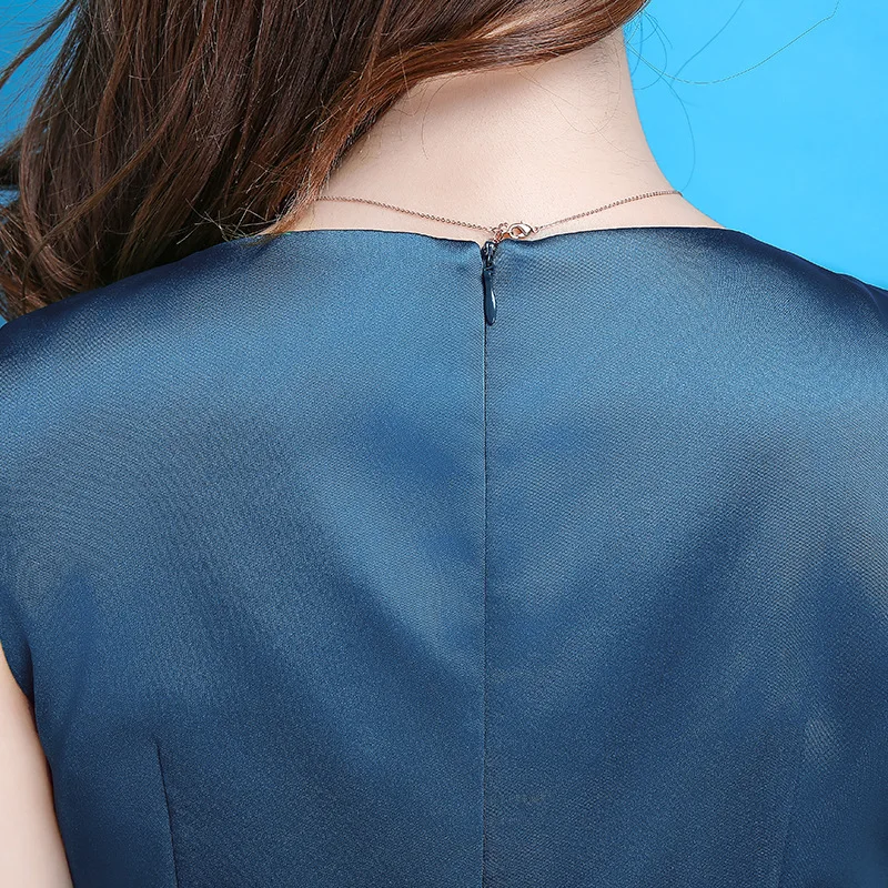 Женский офисный комплект из двух предметов элегантный белый приталенный Блейзер