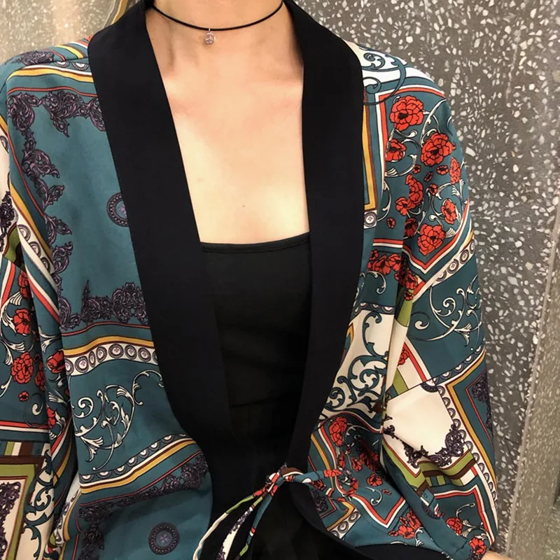 

Women Beach Style Cardigan Kimono Ladies Retro Print Summer Fashion Sunscreen Lace Up Shirts