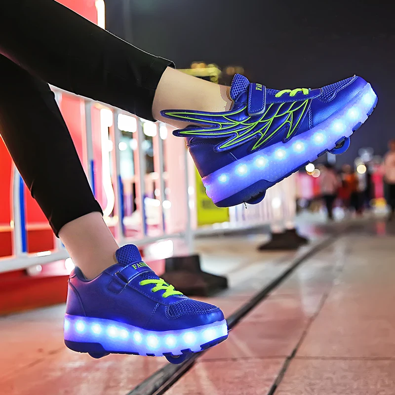 

Women Luminous Sneaker with Two Wheels USB Charging LED Flashing Roller Skates Shoes Double Wheels Sneakers on Wheels