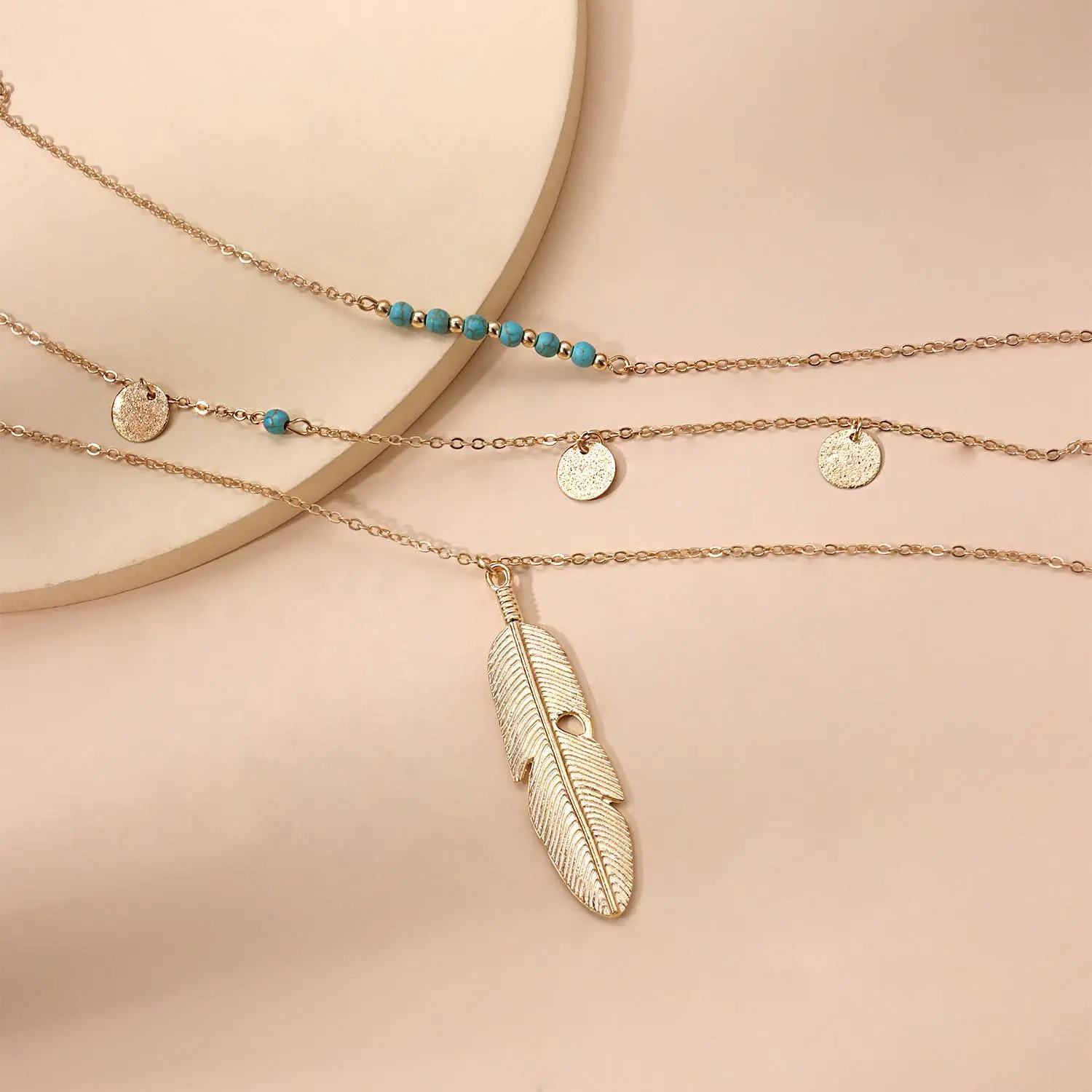 Ожерелье простое бирюзовое из бисера с блестками многослойное ожерелье золотое