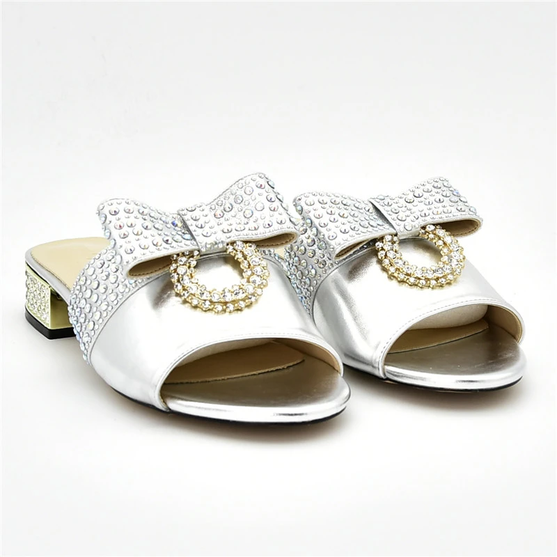 Новинка Модная женская летняя обувь Женская свадебная Женские модельные туфли с