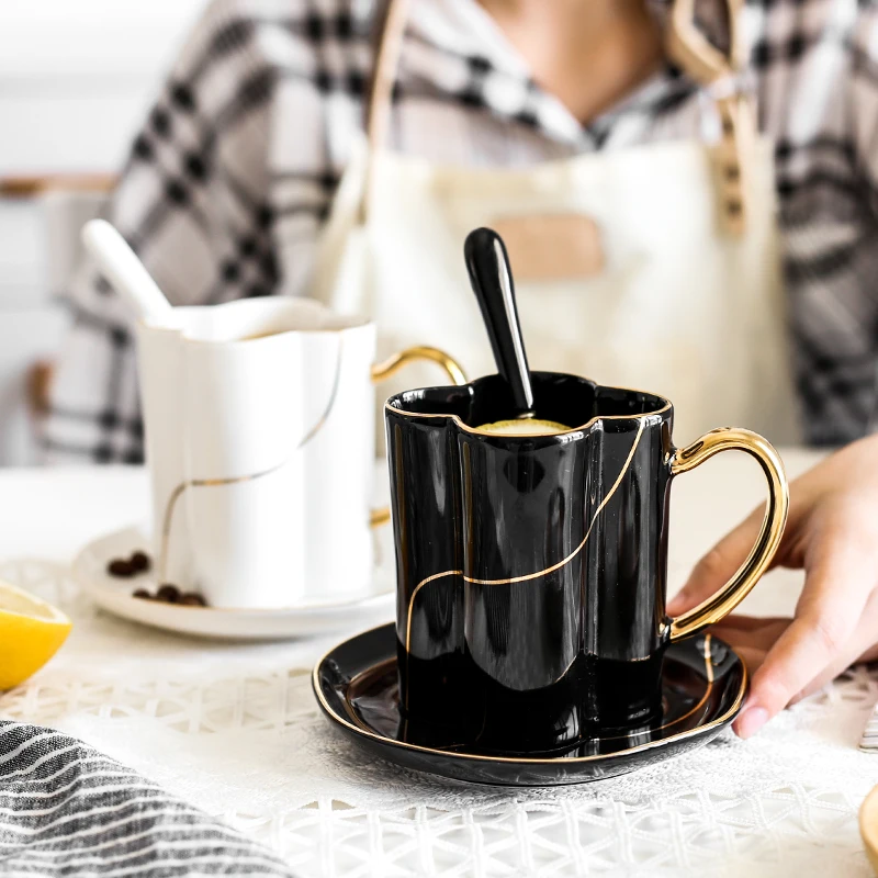 Творческий Четыре Оставить Клевер Кофе чашка с блюдцем в золотой оправе белого и