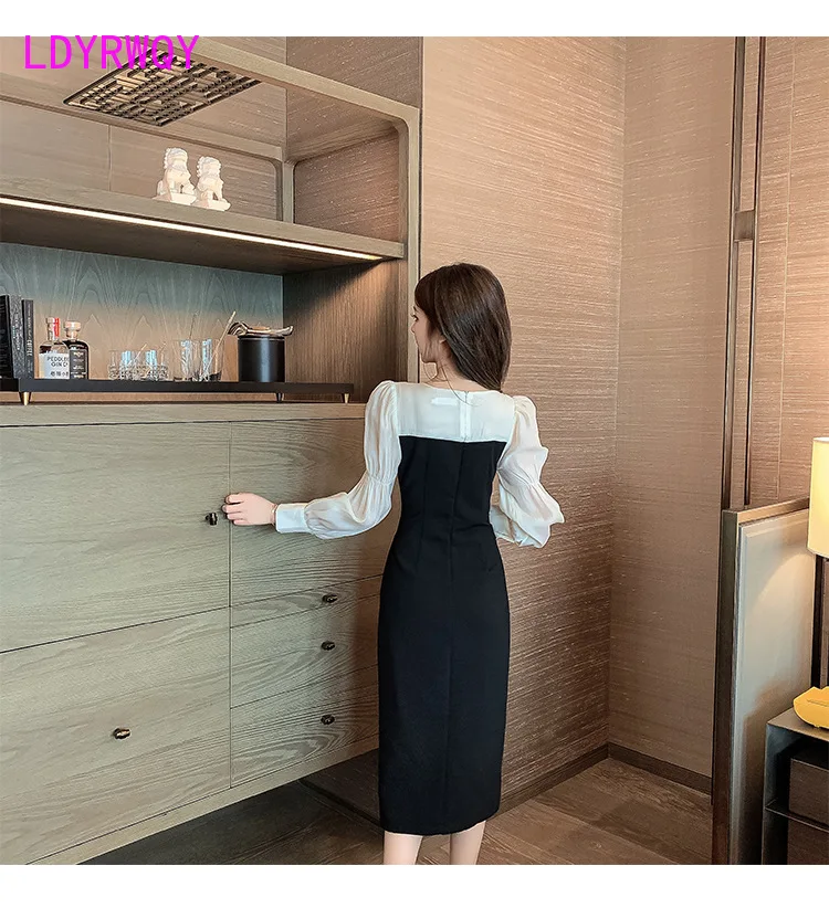 

LDYRWQY 2021 summer new French mesh splicing bubble sleeve slit skirt retro square collar temperament fashion dress
