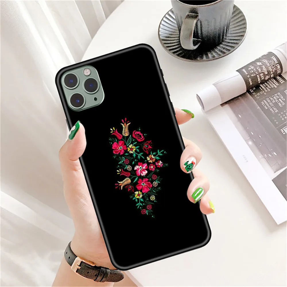 Цветочный чехол для Iphone XS Max 7 XR 11 8Plus Se2 11pro 7Plus Модный мягкий черный из ТПУ