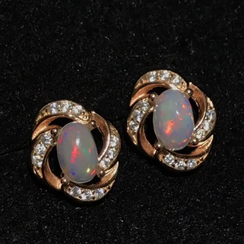 Серьги гвоздики из серебра 925 пробы с натуральным опалом 4 Х6 мм|Серьги-гвоздики| |