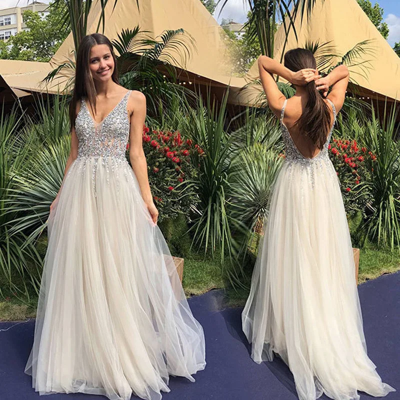 

CRYSTAL JIANG 2019 Evening Dresses Long Sexy V Neck Luxury Crystal Beaded A Line Formal Dress Gray Tulle Evening Party Dresses