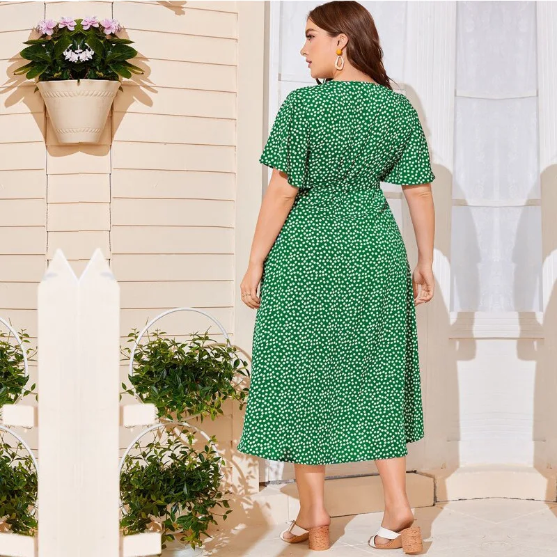 Vestido de talla grande para mujer, bata estampada con flores, cuello de pico, manga corta, lunares, con cordones, 2021