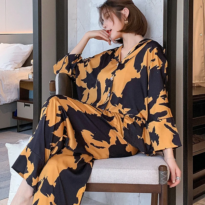 

2021 New Pyjamas Loungewear Sleepwear Silk Women's Home Clothes Two Piece Sets Nighty for Ladies Long Sleeve Sleeping Shirt