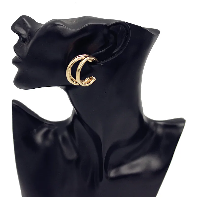 

Trendy Fashion Metal Elegant Hoop Earring Woman 2020 New Vintage Gold Color Cheap korean Statement Earrings Accessories brincos