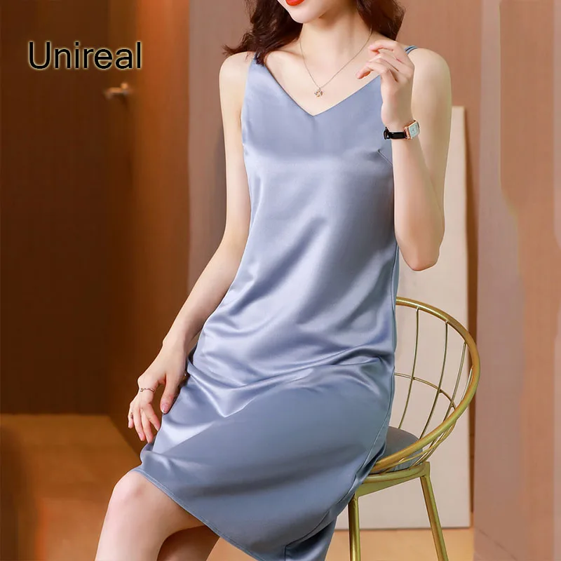 

Unireal 2022 летнее женское атласное мини-платье на бретельках Спагетти Без Рукавов пикантное короткое платье-комбинация