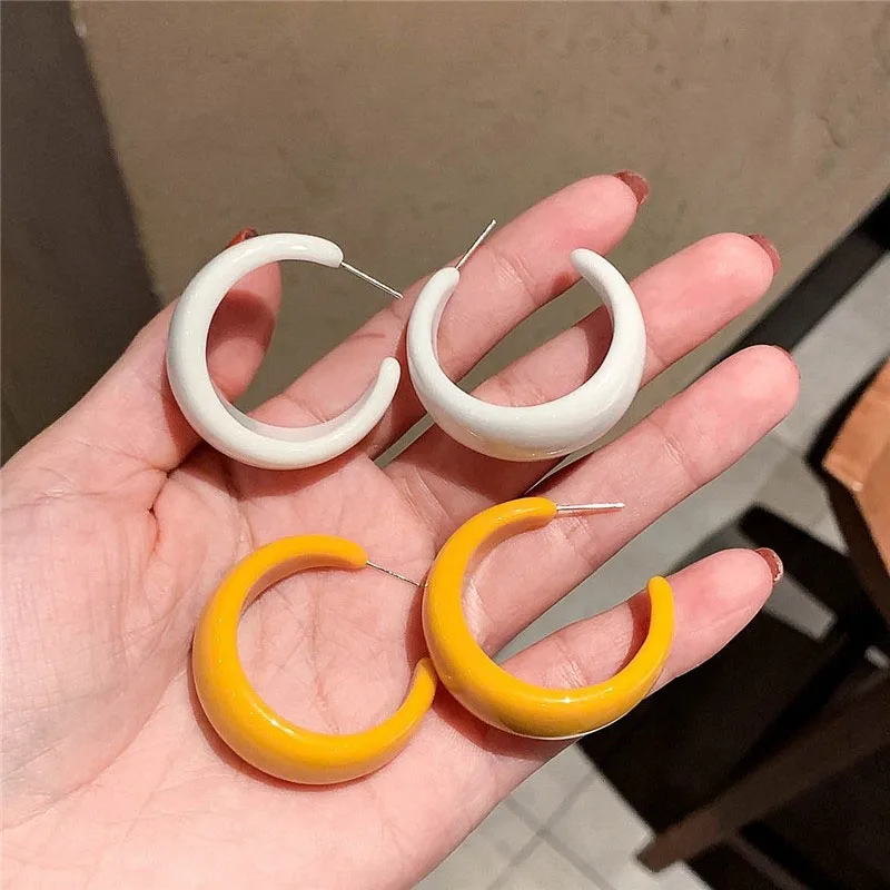 

Cute Moon Matte Acrylic Earrings Geometric C-Style Statement Vintage Big Circle Ear Ring Fashion Jewelry Gift