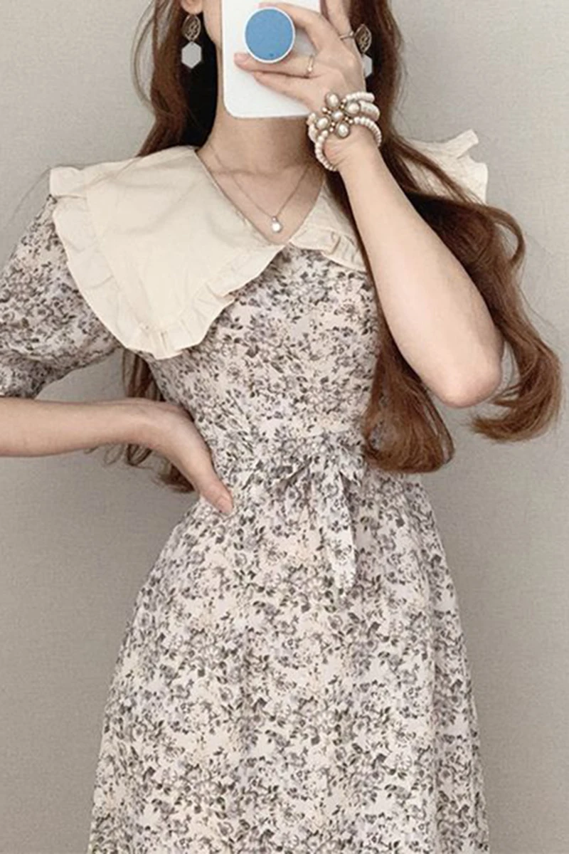 

New Summer Vintage big turn-down collar puff sleeve Dress hit color stitching lace up waist Floral Dress 2021