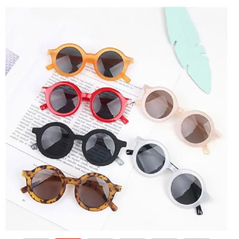 Солнцезащитные очки для мальчиков и девочек круглые цветные с защитой от УФ