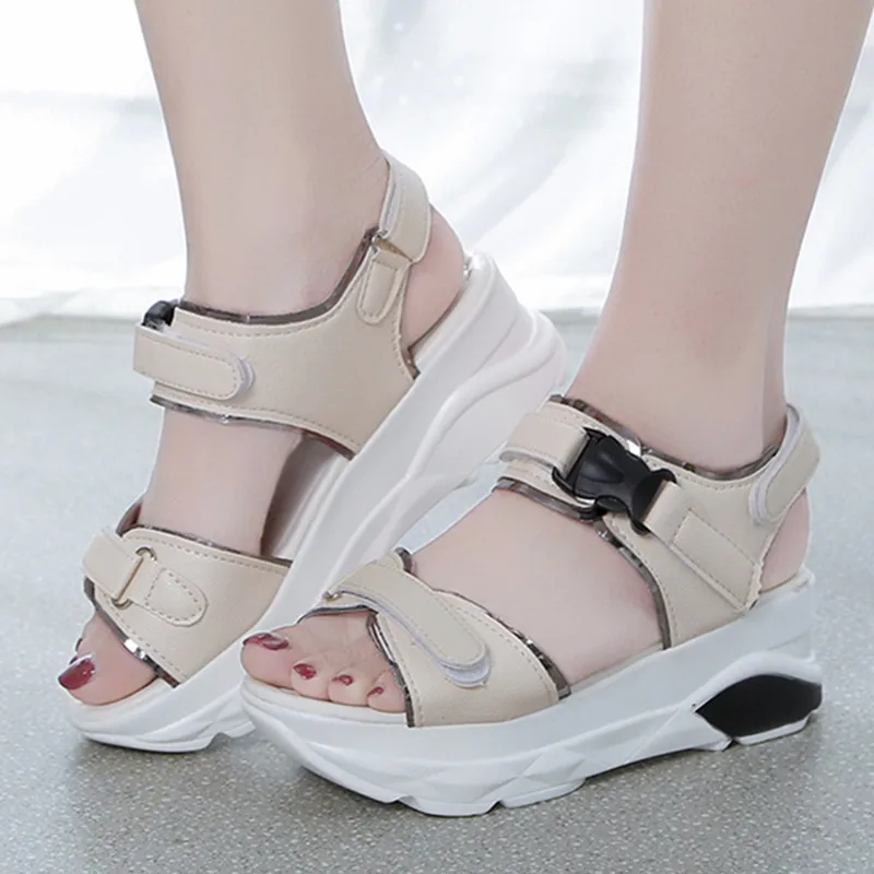 Сандалии женские кожаные на платформе Уличная обувь с пряжкой модные пикантные
