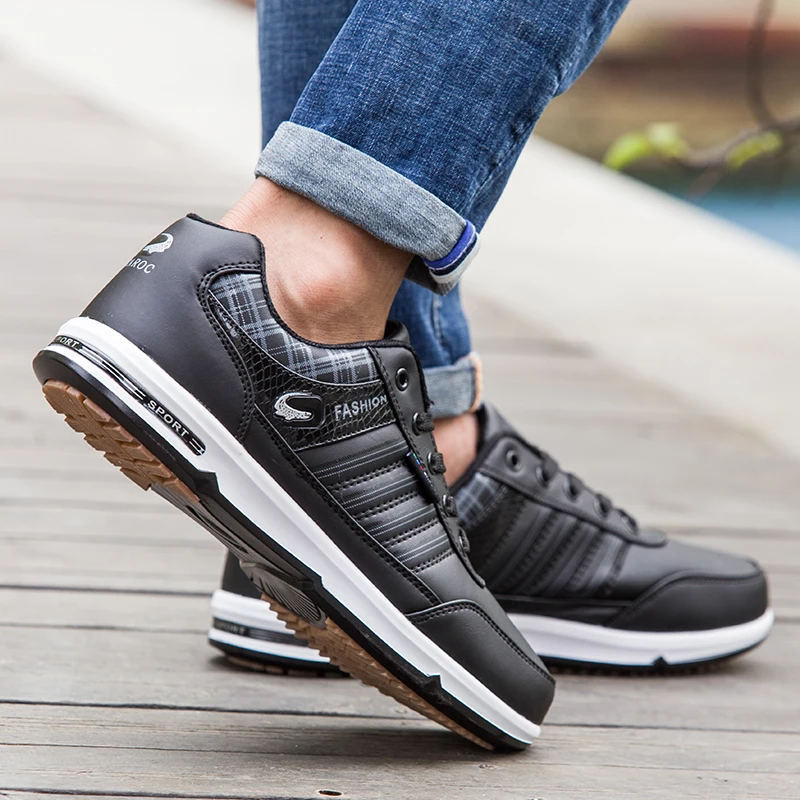 

New Professional Running Shoes Men Big Size 38-46 Light Weight Walking Sneakers Outdoor Comfortable Anti Slip Ahtletic Footwears