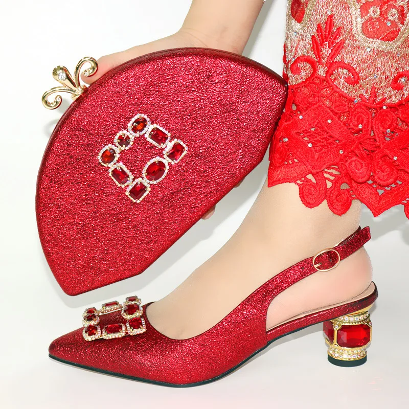 

Women's Shoes