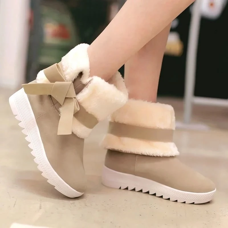

Winter New Women Snow Boots Sweet Fashion Plush Ladies Winter Snow Boots Fur High Quality Female Suede Boots