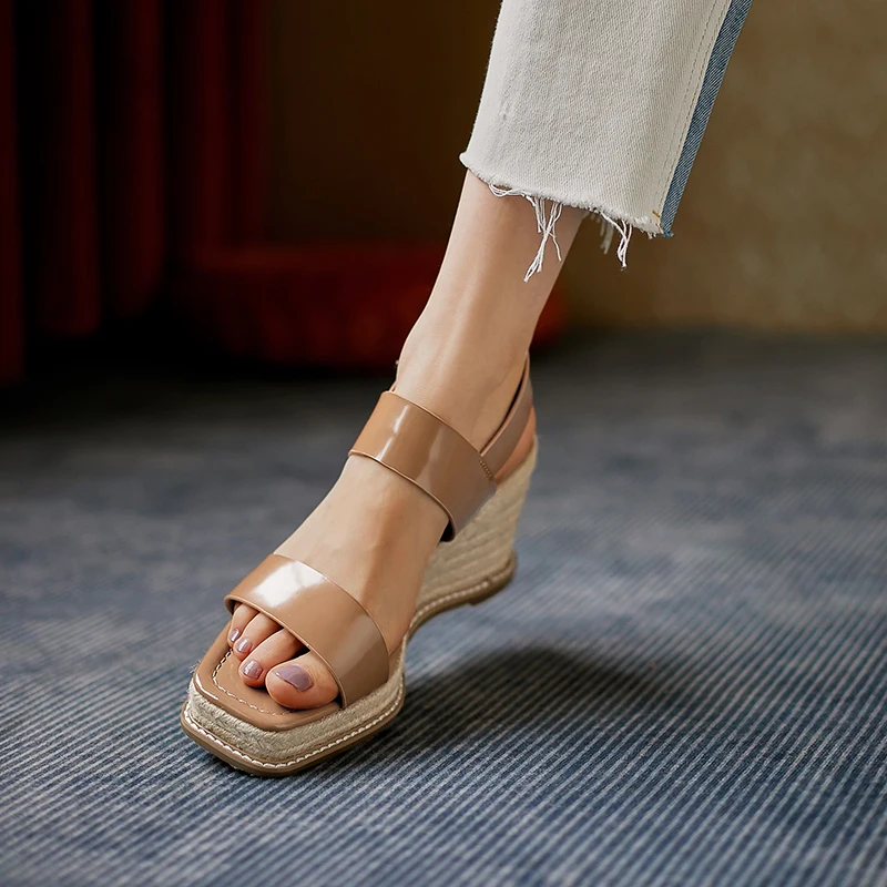 

QUTAA 2021 Genuine Leather Concise Sandals Wedge High Heel Summer Female Shoes Platform Buckle All Match Women Pumps Size 34-39