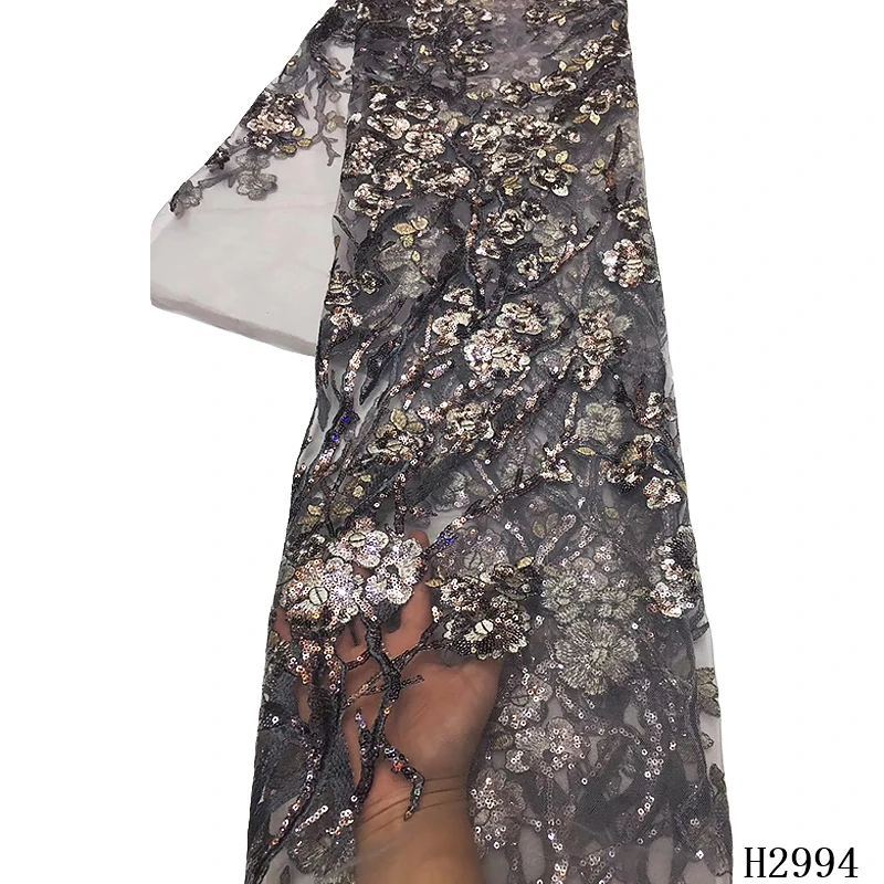 Женское кружевное платье из фатина с блестками свадебное серого цвета в