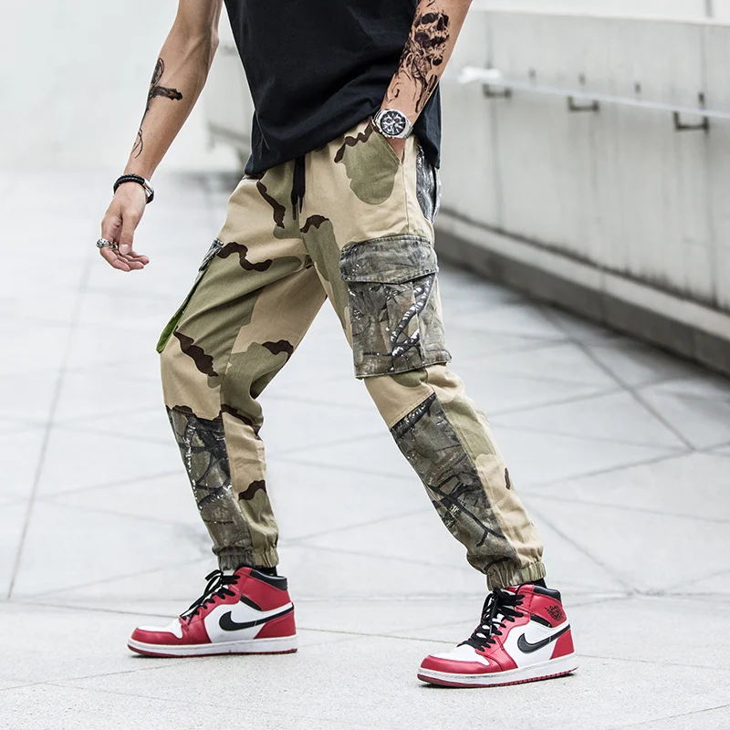 

Fashion Mens Military Style Loose Fit Camouflage Cargo Pants Patchwork Pockets Camo Cargo pants Trousers For Male
